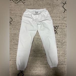 Aritzia sweatpants